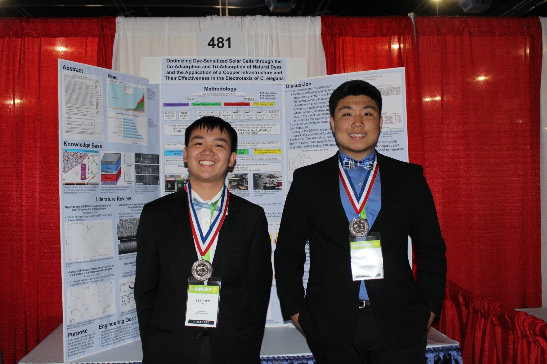 Two Manhasset students named Siemens Competition finalists
