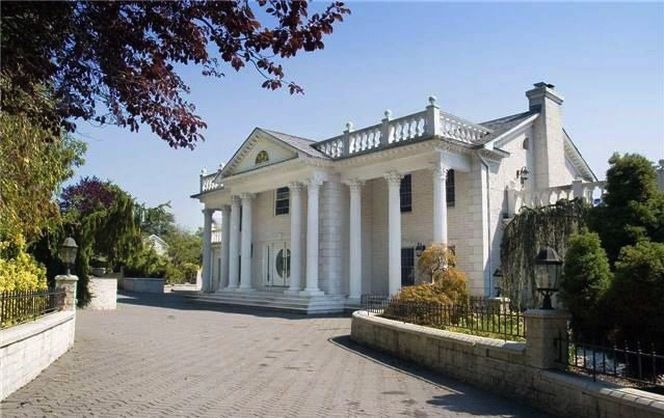 Gotti house in Old Westbury raided by federal agents