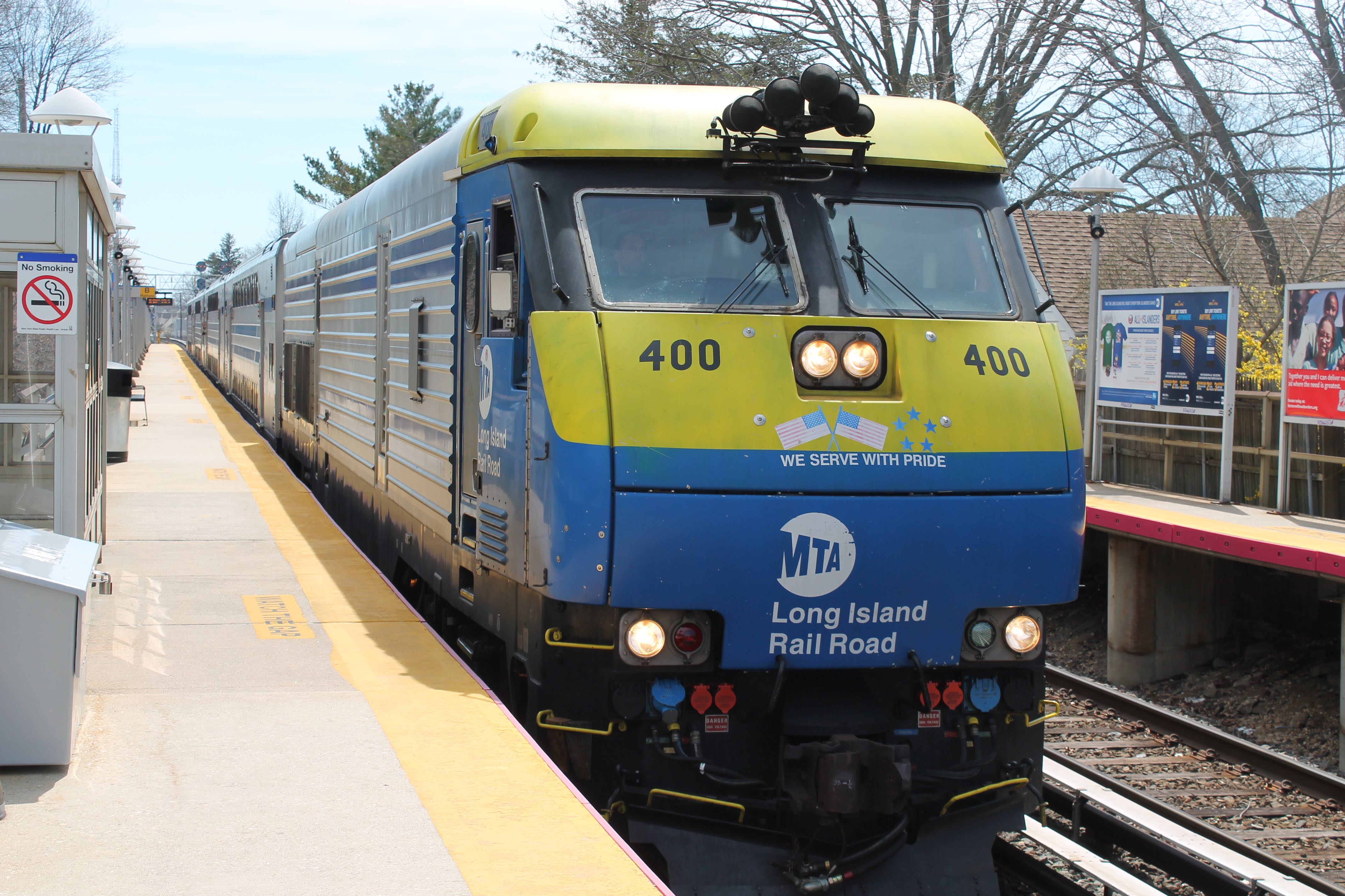 LIRR looks to improve safety at crossings