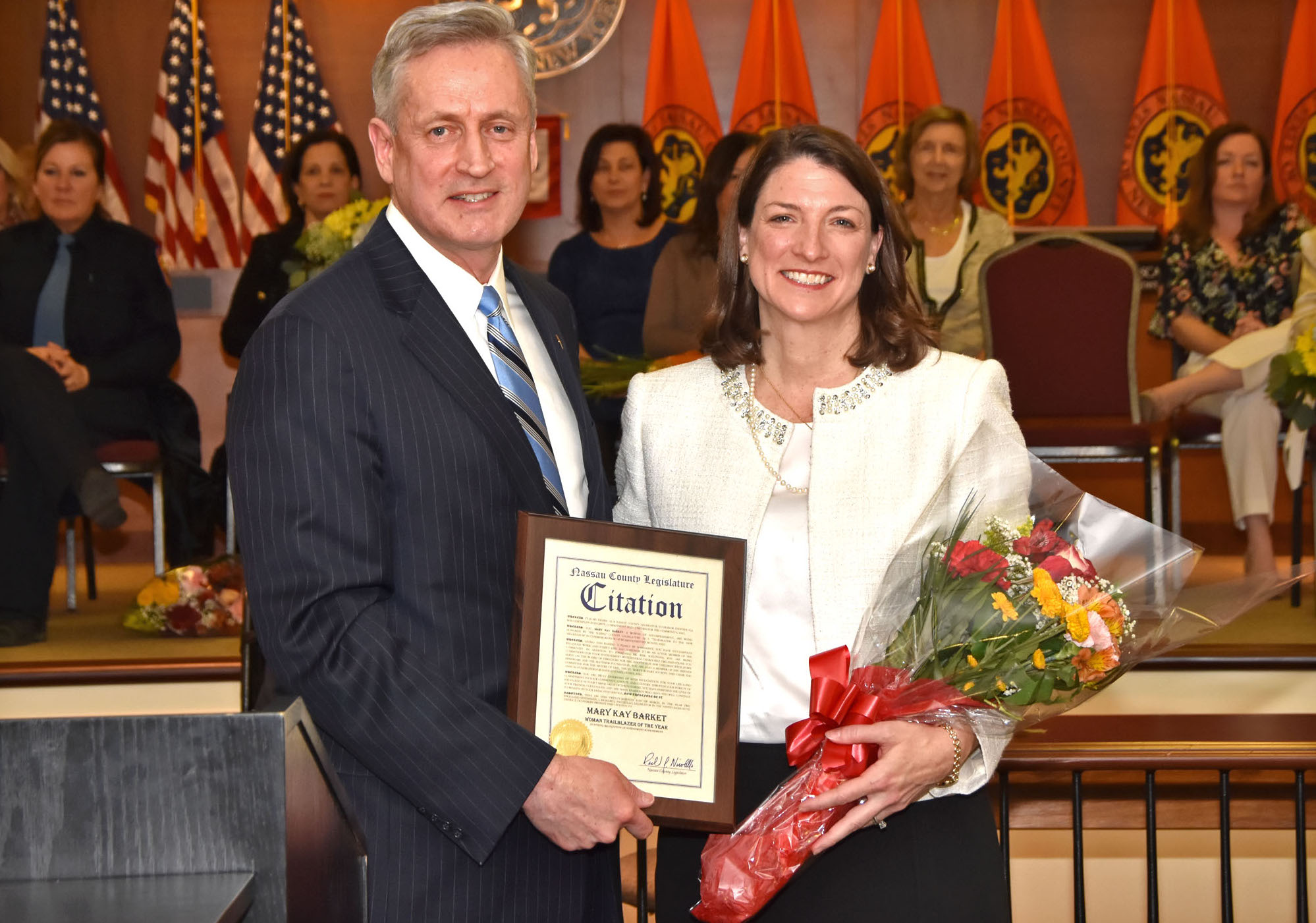 ‘Woman of Distinction’ in Manhasset receives honor for service