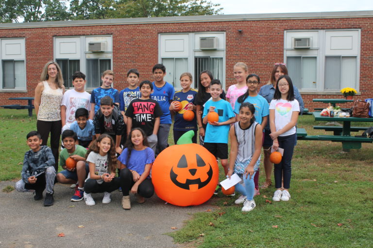 Manor Oaks sixth graders hold annual pumpkin patch