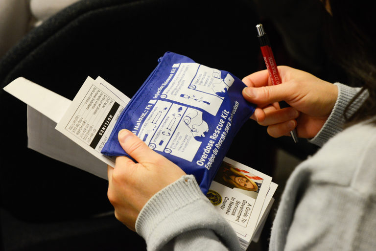 For Narcan training, class is in session for Port students, residents