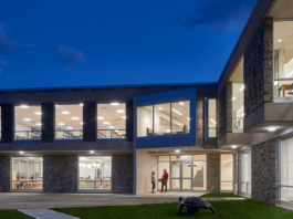 The Great Neck Library's Main Branch underwent major renovations both interior and exterior. (Photo courtesy of KG+D Architects, PC and David Lamb Photography)