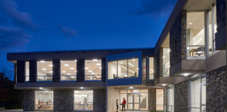 The Great Neck Library's Main Branch underwent major renovations both interior and exterior. (Photo courtesy of KG+D Architects, PC and David Lamb Photography)