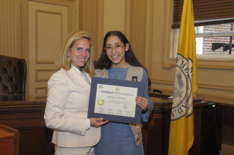 Gillen honors Floral Park girl scout