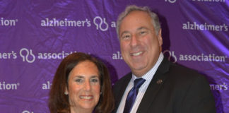 Dr. Alan Mazurek, pictured here with his wife Karen, was honored for his efforts to fight Alzheimer's disease. (Photo courtesy of the Alzheimer's Association)