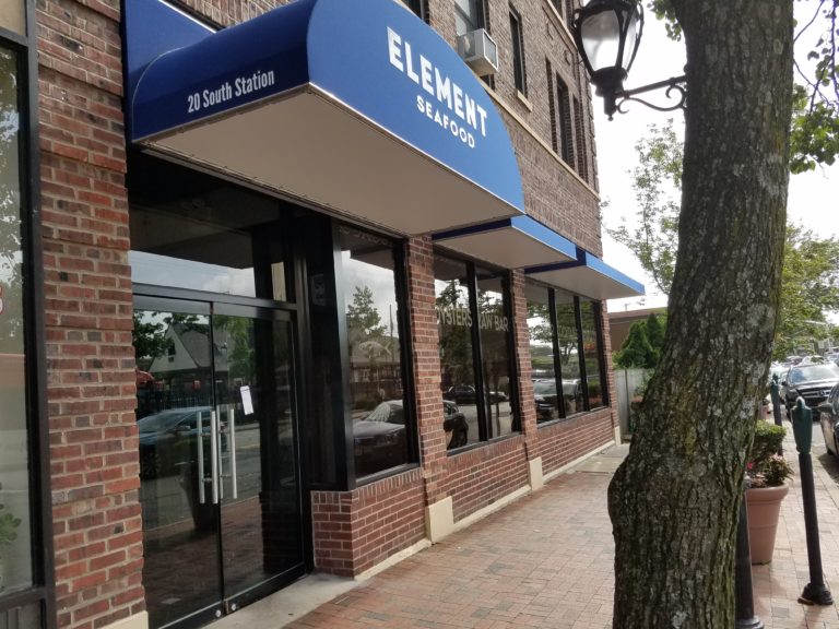 Element Seafood in Great Neck Plaza closes