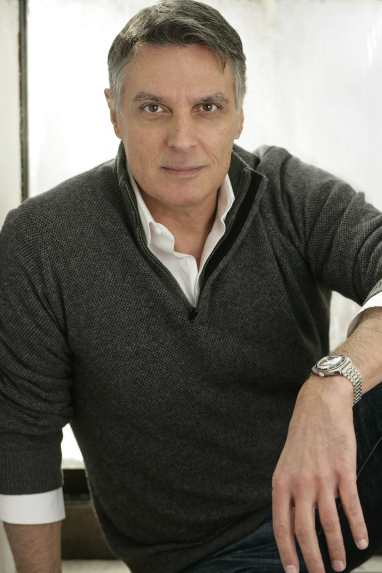 Tony Award nominee and Manhasset resident Robert Cuccioli to star in “Fun Home” on stage
