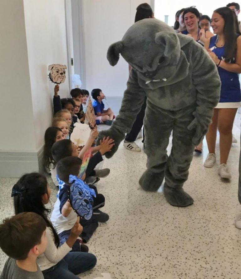 Bulldog mascot visits Heights School