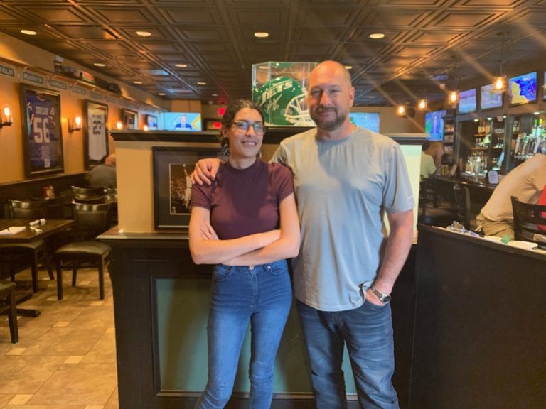 Ale’Port, a father-daughter sports bar, opens in PW
