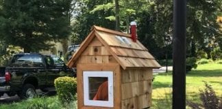 There’s a new home for books in the Village of Thomaston, courtesy of the Department of Public Works. (Photo by William Mazurkiewicz)