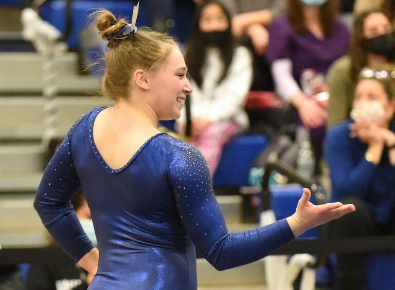 Roslyn’s Sirota finishes gymnastics career with great performance at states