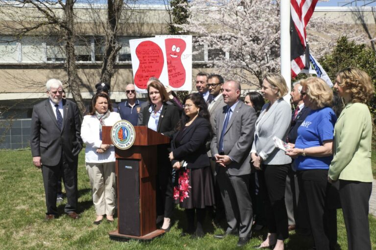 North Hempstead declares April as Donate Life Month
