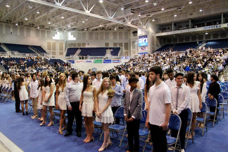 Roslyn Middle School hosts graduation ceremony