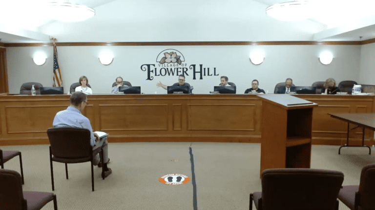 Parking law debate roils Flower Hill board meeting
