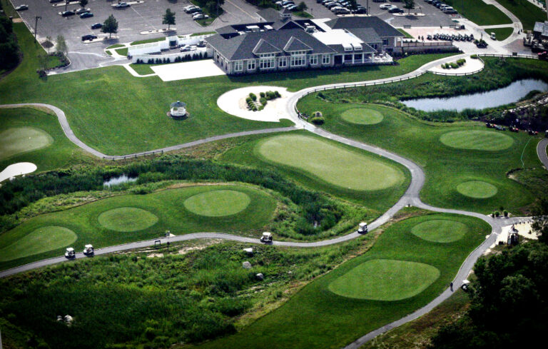 Town adds 26 private outings for Harbor Links this golf season