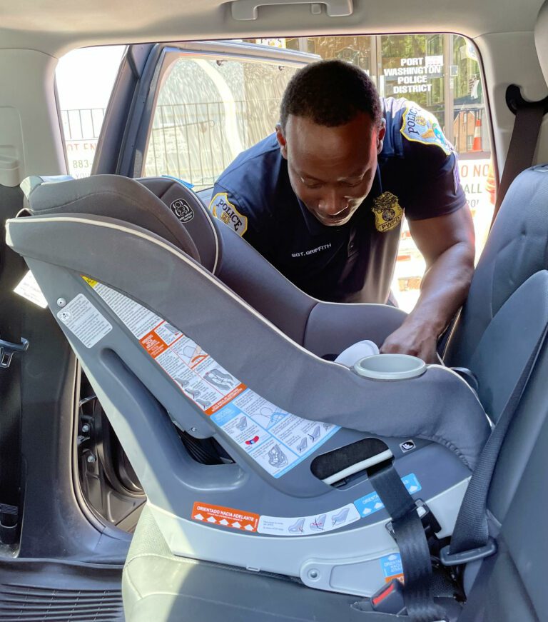 Port Washington police to host car seat safety check