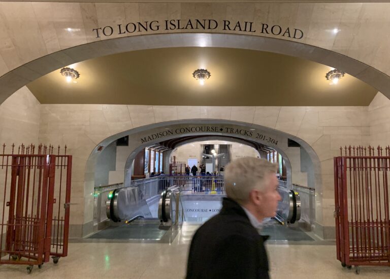 LIRR’s Grand Central service poses problems for Port