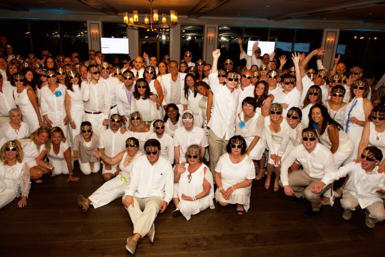 The Nicholas Center celebrates Night in White