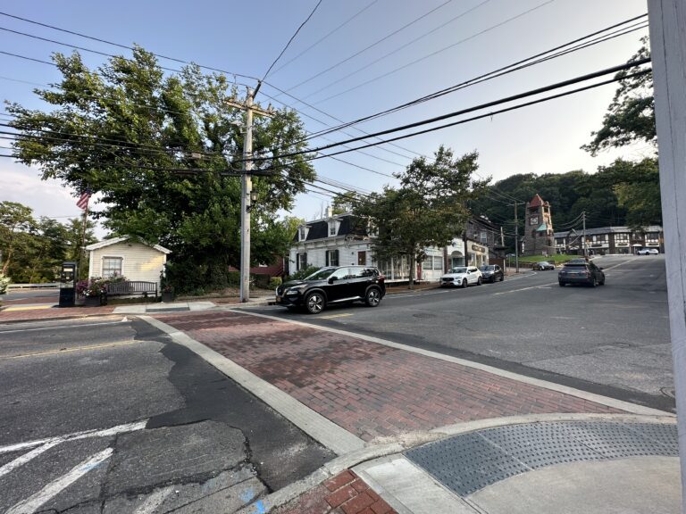 Village of Roslyn constructs new crosswalk for pedestrian safety