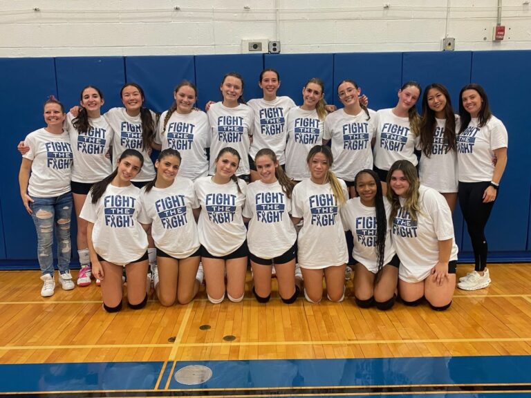 Roslyn High School girls’ volleyball spike out cancer
