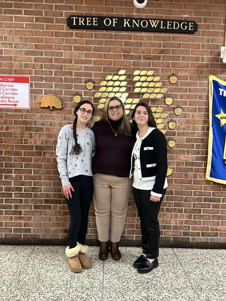 East Williston Italian teacher, students honored for excellence