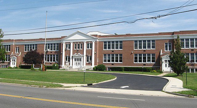 North Shore schools see mixed picture of student enrollment
