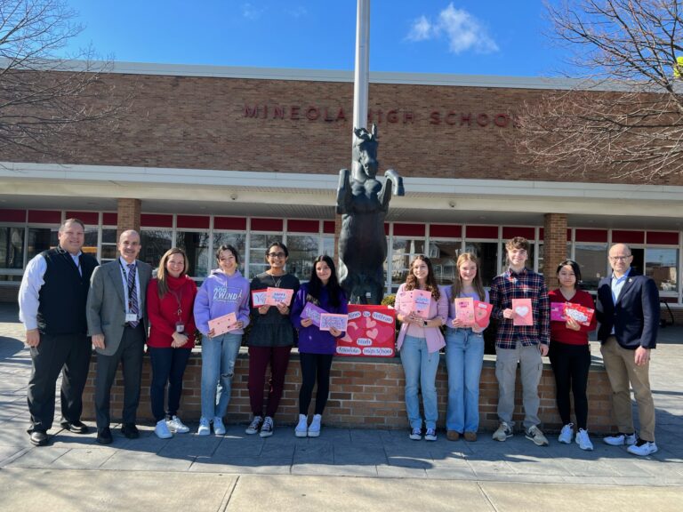Mineola students share Valentine’s Day love with veterans